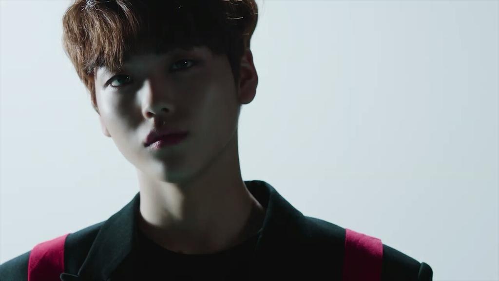 kwonrei's tweet photo. Y'all please check me if i'm still alive. Am I? https://t.co/byS6KlcpED