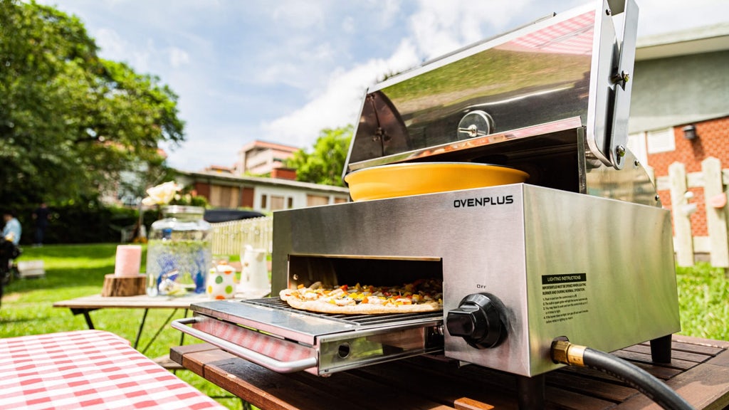 gizmag's tweet photo. Portable OvenPlus cooker takes a topdown approach for smoke-free grilling - https://t.co/zSY9Bpj4pe https://t.co/kyrsVd9yOx