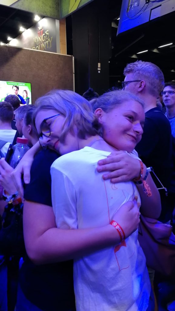 thesophieset's tweet photo. we made it btw #sophanni https://t.co/kxXiTh29FU