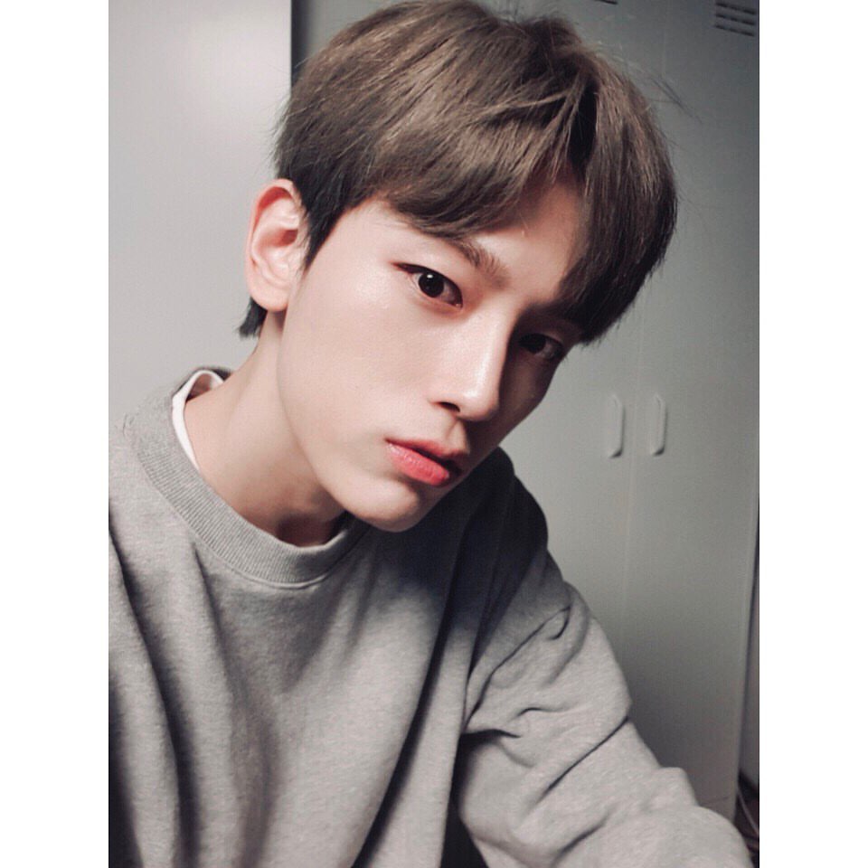 booboowifikwan's tweet photo. Happy birthday Jonggil :(💛 https://t.co/o70K5hkS7j