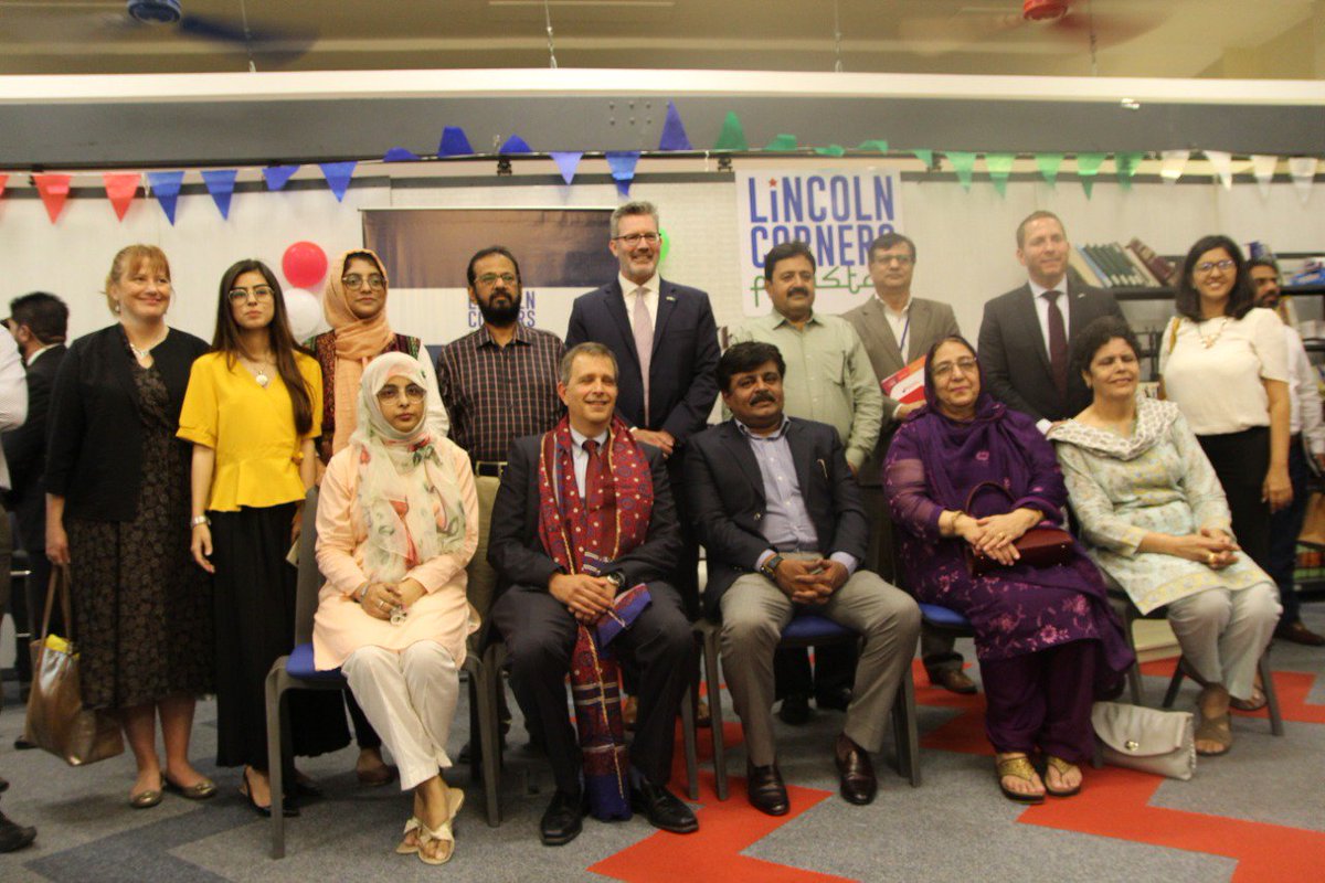 haleemsomro's tweet photo. Minister #Culture Syed @sardarshah1 and @usconsulatekhi CG Mr.Robert Silberstein celebrated 3rd Anniversary of #LincolinCorners at #LiaquatLibrary with reiteration to promote such spaces accross Sindh province to create enabling environment around.@BBhuttoZardari @AseefaBZ https://t.co/TnvmQqH1LT