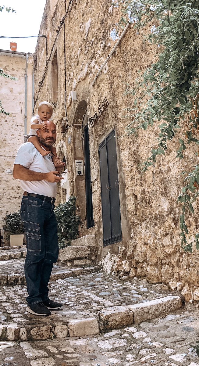 No Cause. No Rebel. Just Life. Raw. Denim. White. T-shirt. Jeans made of #candiani #denim .
.
.
#denim
#jeans
#rawdenim
#rawjeans
#drydenim
#indigodenim
#workwear
#style
#lifestyle
#jeansworkwear
#denimworkwear
#notjustworkwear
#madeineurope
#premiumdenim
#workstyle
#workinstyle