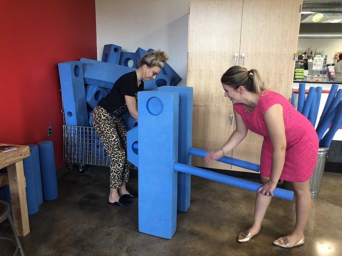 BBBSEMO's tweet photo. We couldn't resist. ☺️ #BBBSEMO #MagicHouseMADE https://t.co/T6WBrscyXg