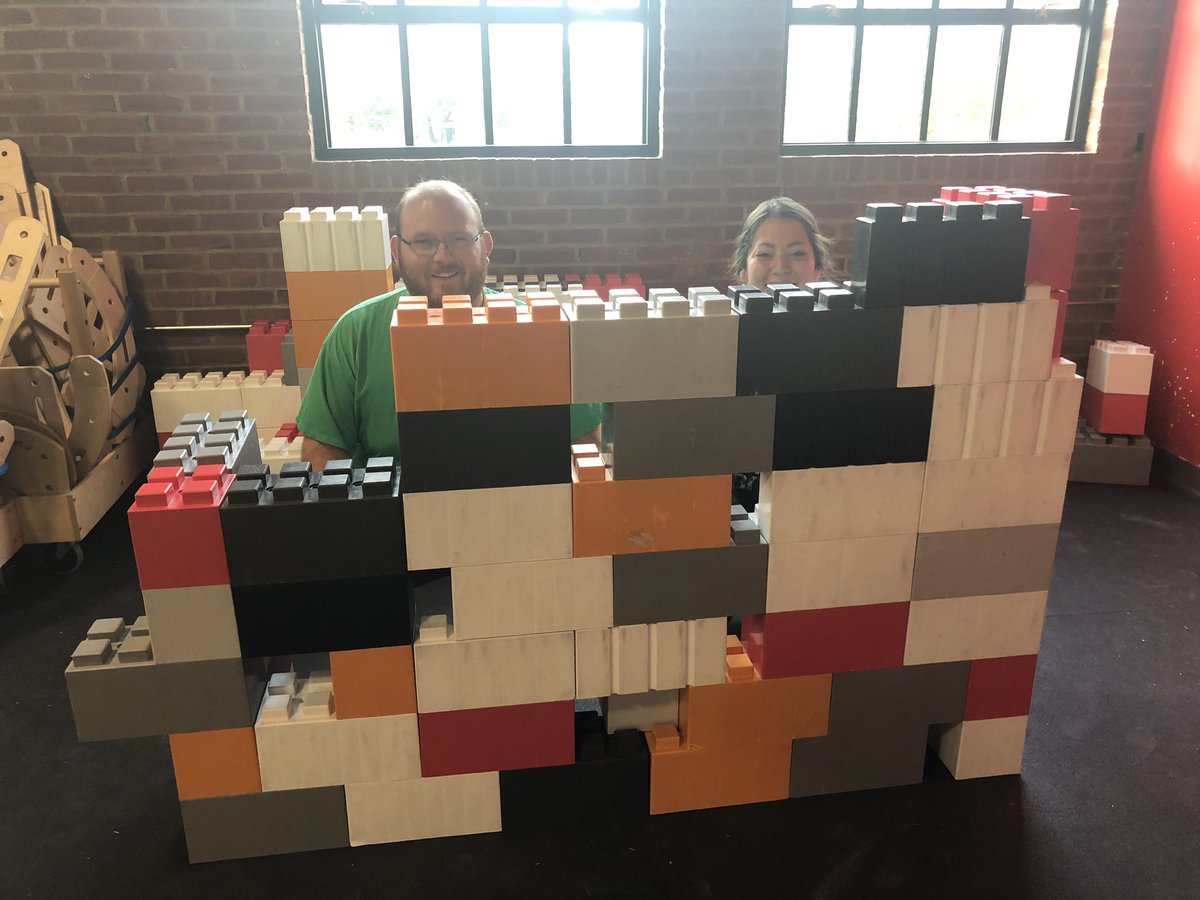 BBBSEMO's tweet photo. We couldn't resist. ☺️ #BBBSEMO #MagicHouseMADE https://t.co/T6WBrscyXg