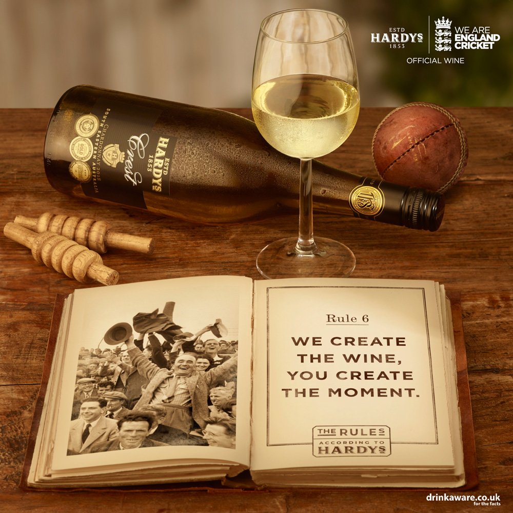 #CompetitionTime

Fancy winning a pair of tickets to Day 2 of the 3rd Ashes Test <a href="/YorkshireCCC/">Yorkshire CCC</a>?

All you have to do is RT this post, and reply with the name of a friend that you'd like to take to the game!