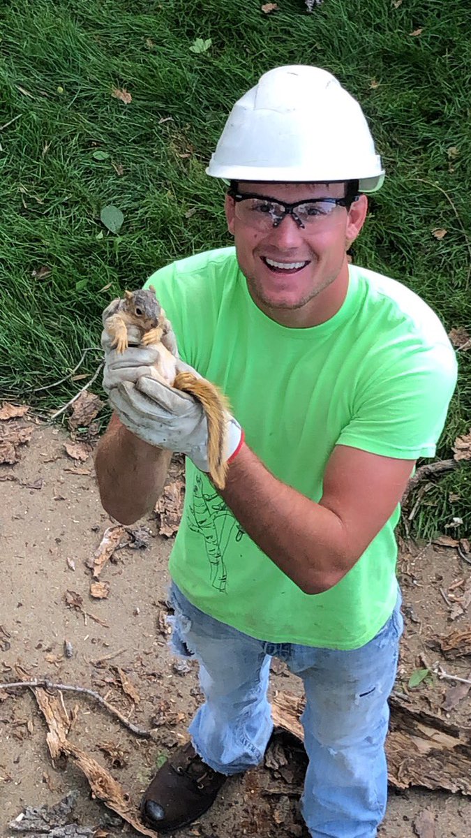 PaysonDirk's tweet photo. If this isn’t work goals I don’t know what is. https://t.co/Z9KgCyAD15