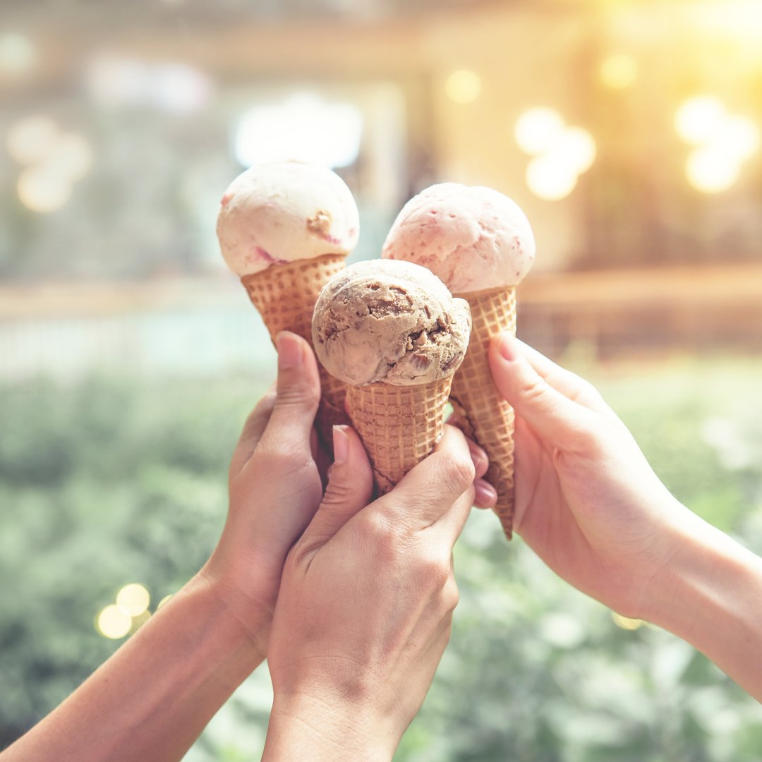 StandardMarket's tweet image. Gather your friends and family, and head to Standard Market! Many of our favorite varieties of ice cream and other frozen treats are on sale this week! #icecream