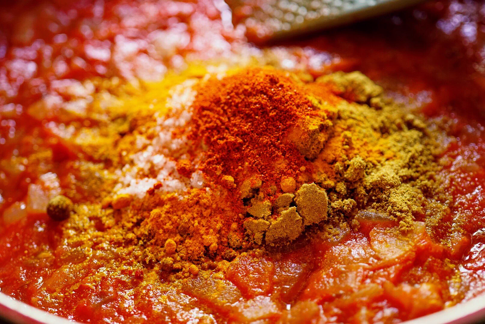 猛暑でピンチになってしまったトマト農家が取った行動とは？