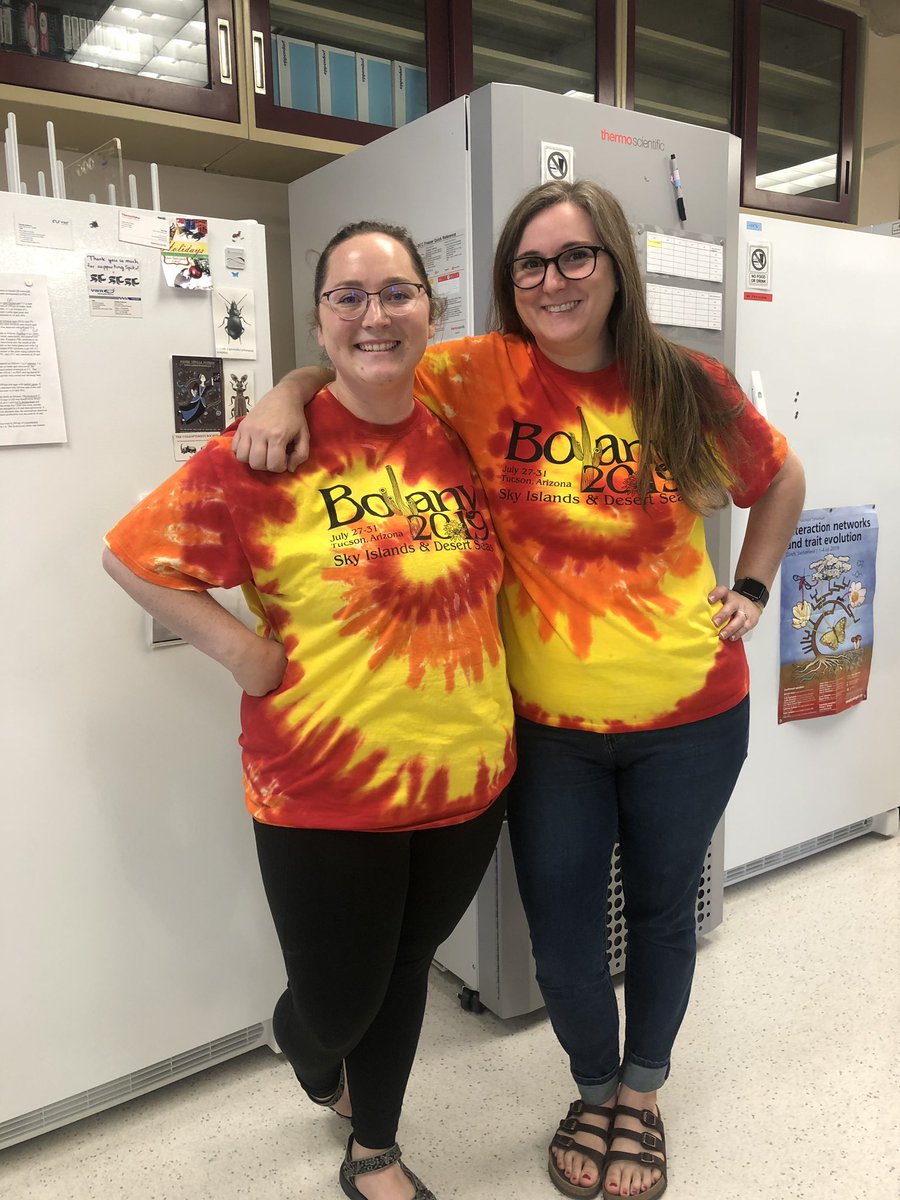 kyliebocklund's tweet photo. #RennerLab clearly still has #Botany2019 on our minds! @_katienolan_ ๐ฏโโ๏ธ https://t.co/gVli8dwWoJ