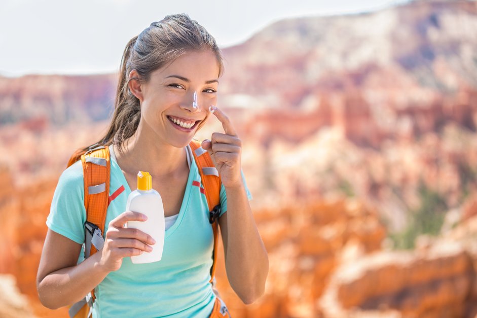 CrodaPC's tweet photo. Discover how the quest for Clean Beauty is giving rise to the G-Beauty trend for mineral sunscreens, which is driving the success of German personal care brands and influencing local brands in Asia.
#gbeauty #cleanbeauty #personalcare
https://t.co/vdPdNYy4GF https://t.co/oyliSZxKty