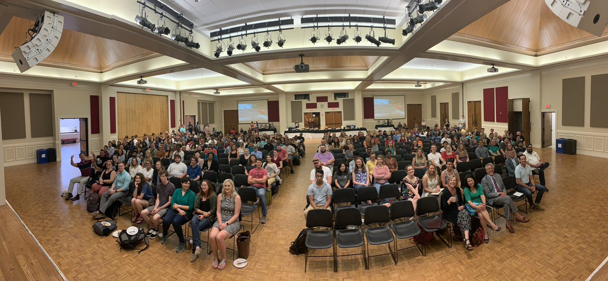 uarkgsie's tweet photo. Name me a more dedicated group of students. I’ll wait. #razorgrads #MayTheOddsBeEverInYourFavor #whatsnext #gradschoolorbust https://t.co/GLyguWU39t