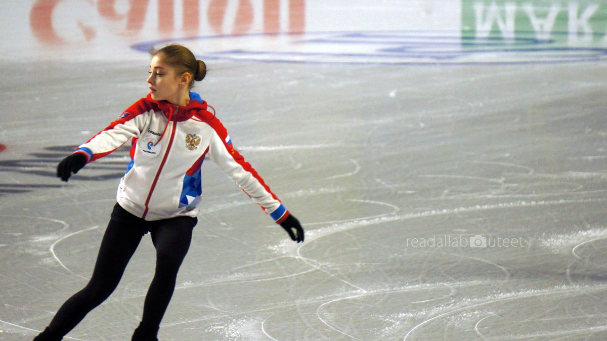 Aliona_Gallery's tweet photo. #AlenaKostornaia #AlenaKostornaya #GPFinal2018   #GPFVancouver #JGPFigure https://t.co/3h2YeiqfcF