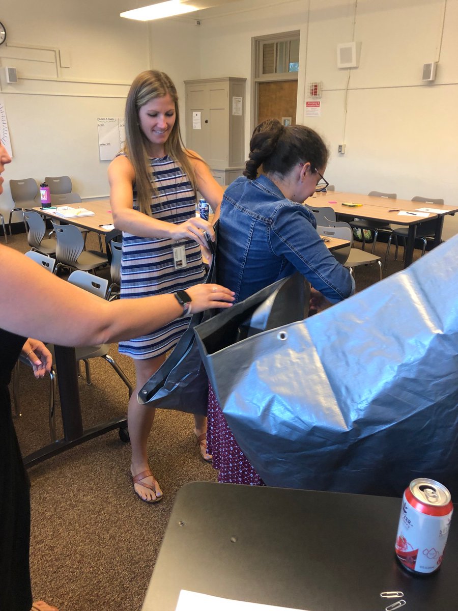 Komstac's tweet photo. “No one can whistle a symphony. It takes a whole orchestra to play it.” 

PYP Coordinators and IB Lead Teachers collaborate! Teamwork makes the dream work! @IBMidAtlantic @ibpyp  @aacps_ib https://t.co/8j2Hjpeobb