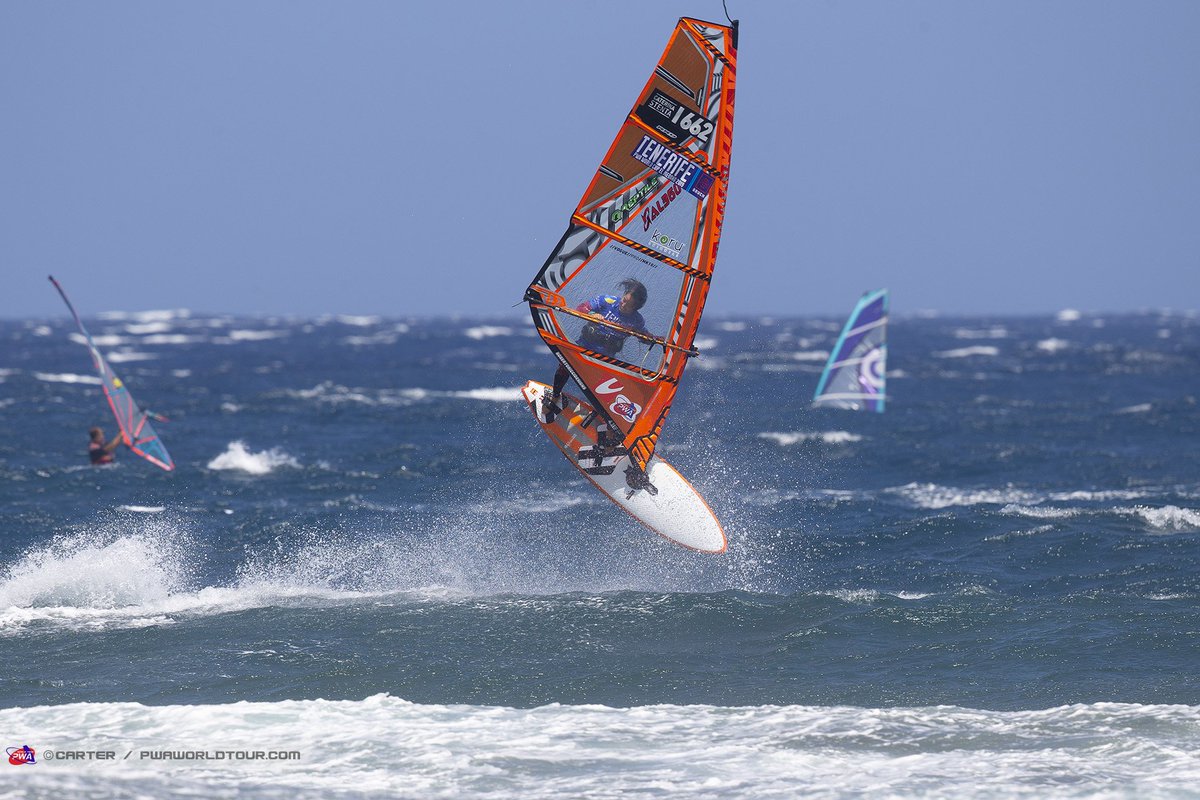 catewind's tweet photo. Seconda tappa della coppa del mondo di Windsurf a Tenerife finita con un bel 5° posto! Contenta e ora pronta a passare al Sup per le prossime gare del tour europeo. @il_piccolo @ComunediTrieste https://t.co/1uauN2lhHA