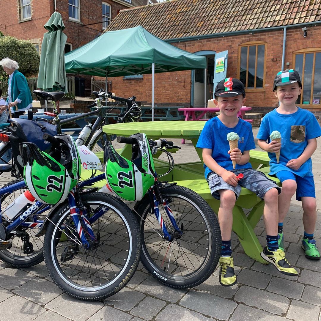 vulpinecc's tweet photo. Every ride should end in ice cream. Nice shot from @DafyddGibby - some Vulpine and @LakaHQ treats coming your way soon (but not ice cream).
#VulpineRides grand winner will be announced tomorrow! https://t.co/Sr6MJ549NK
