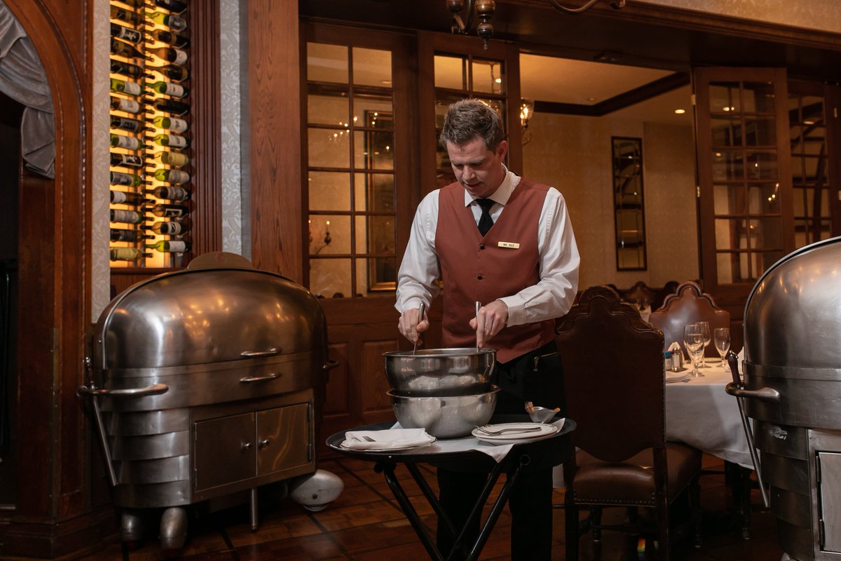 LawrysChicago's tweet photo. When you order our Famous Spinning Bowl Salad, you get dinner and a show! #ChicagoEats #Chicago #SpinningBowlSalad https://t.co/163w55ygFW
