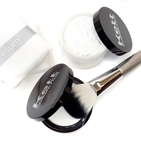kettcosmetics's tweet photo. Sett it and forget it!
#kettsett pressed and loose #powder with #esum pro tools. https://t.co/SdjNjVVNKw