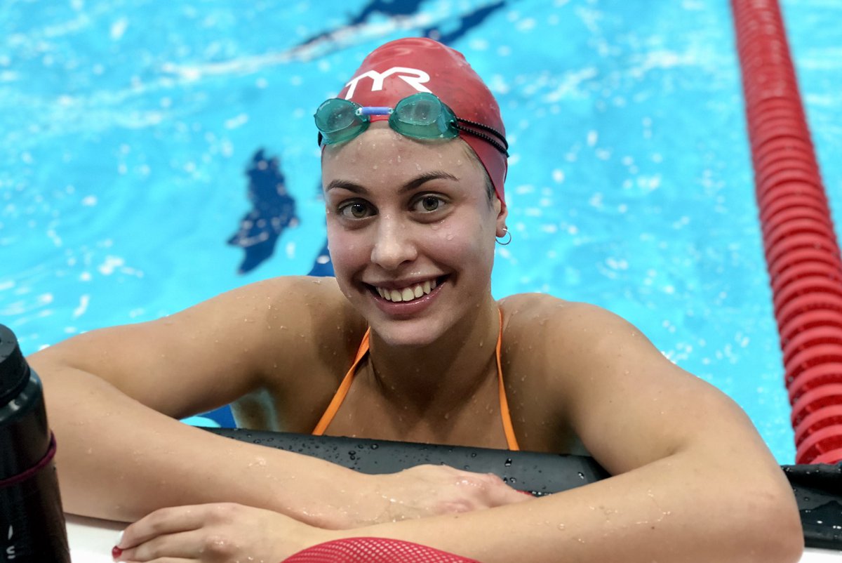swimtimswim's tweet photo. One happy @kayla_vdmerwe after snatching a SILVER 🥈 in the 50 Breaststroke here at the @fina1908 #worldjuniorchamps 

Well done coach @zoebaker292!

This @britishswimming team is rolling along.......🇬🇧👍🏻💎👍🏻🇬🇧 https://t.co/RJOsgXh8uY
