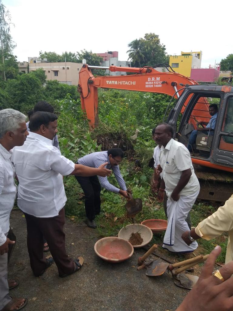 CollectorPuducherry (@collectorpuduc1) on Twitter photo Desilting #Thamarai Pond #shanmuga nagar @Muthupillaipalayam #JSA #JanShakti4JalShakti <a href="/DocArunt/">Dr. Arun T. IAS</a> <a href="/ashapondy/">asha gupta</a> <a href="/AgriGoI/">Agriculture INDIA</a> Desilting #Thamarai Pond #shanmuga nagar @Muthupillaipalayam #JSA #JanShakti4JalShakti <a href="/DocArunt/">Dr. Arun T. IAS</a> <a href="/ashapondy/">asha gupta</a> <a href="/AgriGoI/">Agriculture INDIA</a>