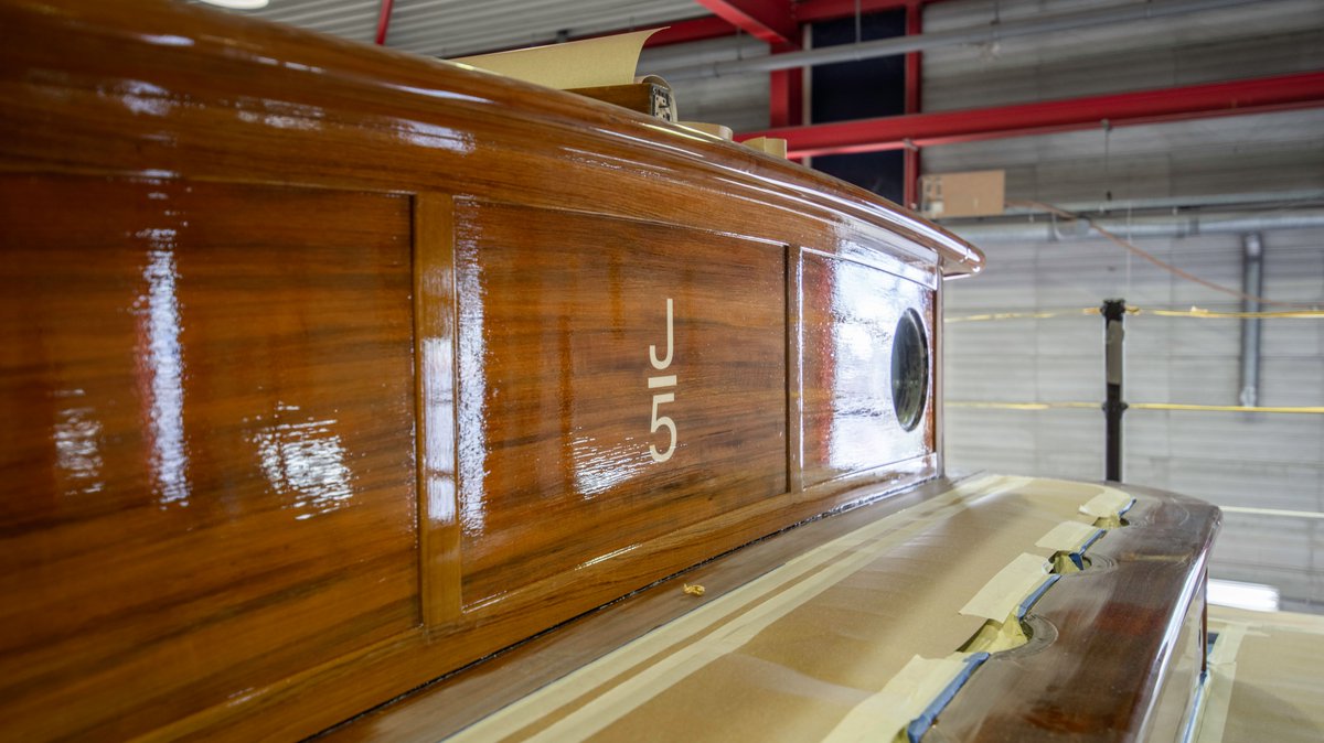 Work in progress. We are currently refitting J Class Ranger <a href="/Vittersshipyard/">Vitters Shipyard</a>. When a yacht requires intensive #maintenance and #refit work, our dedicated #team is available. 📷 Guy Fleury
#Vittersservice #Vittersshipyard