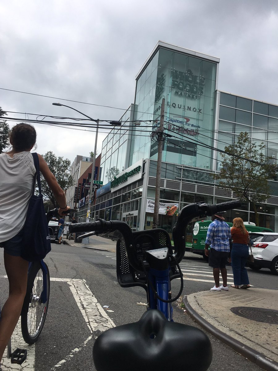 joycedraws's tweet photo. #citibikesummercontest @CitiBikeNYC Citibank! https://t.co/596tXhrs47