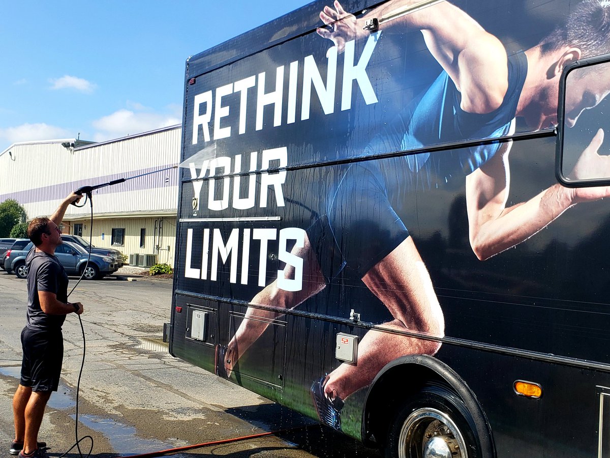 OPSnewstandard's tweet photo. π season = Time to give the #OPSMobile a good π§½π¦
#OPS #RethinkYourLimits #RepTheO #RVLife #ItsABeast https://t.co/NlNi8zwkOn