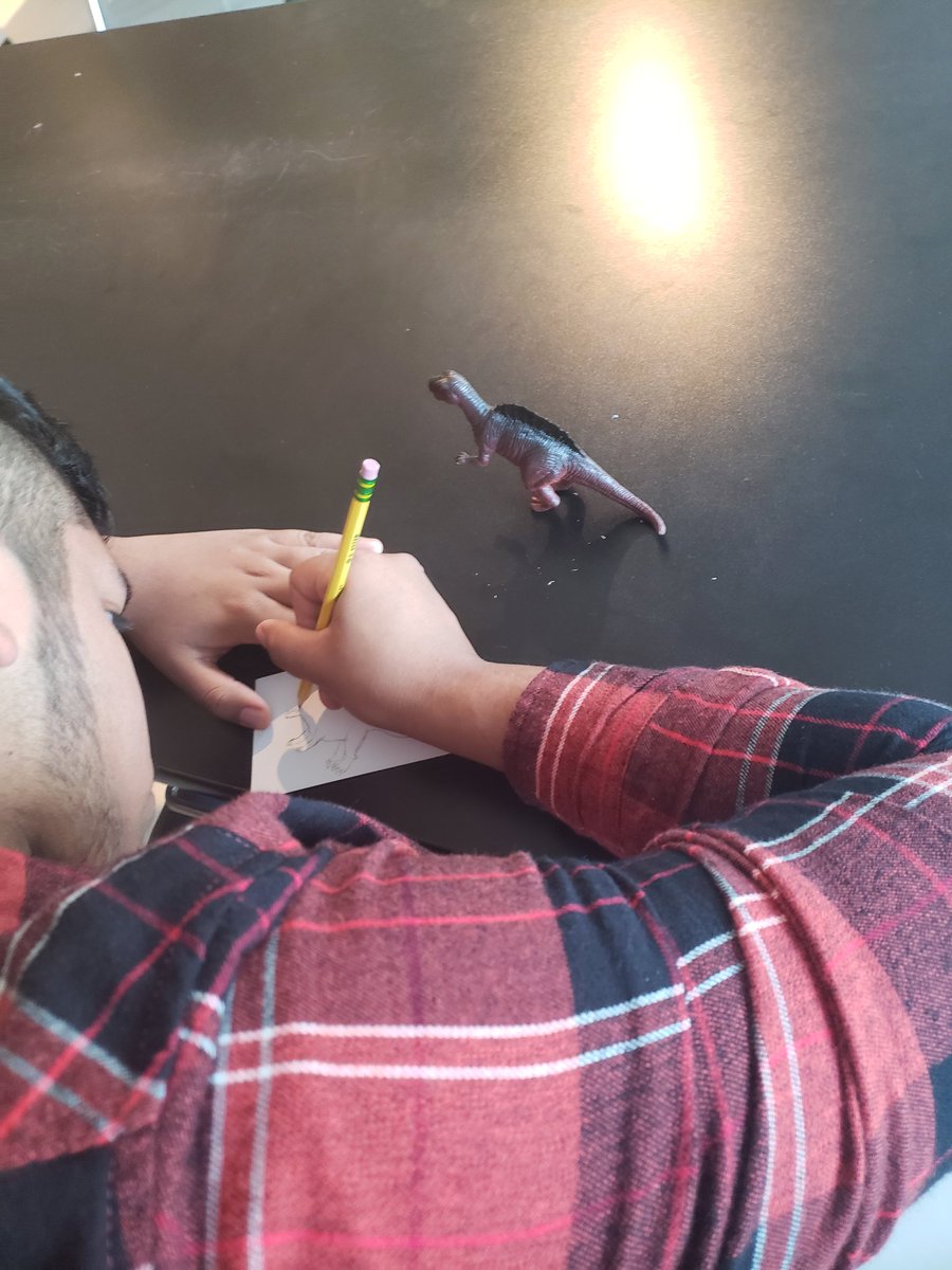 art_with_o's tweet image. Sketching on the first day! #weareone #fhs