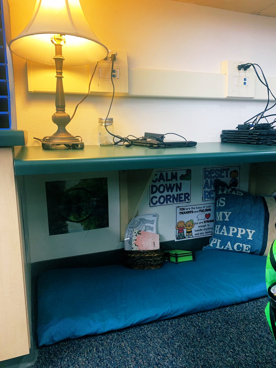 CounselorGil's tweet image. Such amazing first day happenings around the @avocadogators hallways!! #firstdayfeelings w/ @joy92118 #calmcorners w/ @KatherineODono2 &amp;amp; #youbelongcv w/ @TracyGeisinger!! This school year is off to a great start 🤗 🥑 🐊!