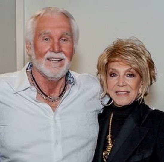 HAPPY BIRTHDAY today, August 21st, to Country Music Hall of Fame member KENNY ROGERS!! 