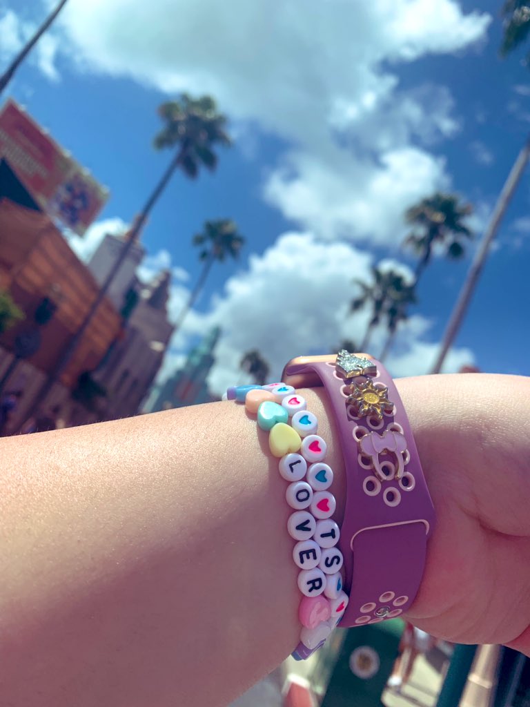 mariguz21's tweet photo. 2 #LoverBracelets and we get #LoverIn2Days can’t believe we’re almost there! @taylornation13 @taylorswift13 we’re readyyyyyyy! https://t.co/pR5b2eQInQ