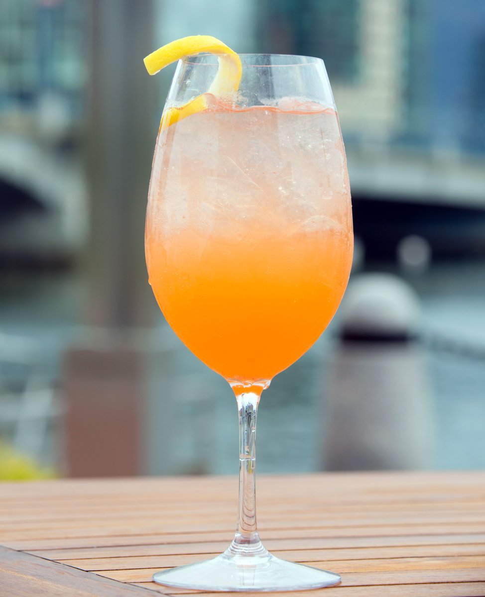 Our favorite kind of mid-week pick-me-up.
#InterContinentalBoston #drink