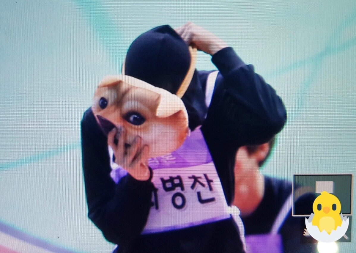 zoozeomlye's tweet photo. 아 ㅅ ㅂ 도도하게 백마냥 어깨에 끼고 다니다가 갑자기 얼굴에 썻네 존나욱겨 아 https://t.co/hmrb66EImq