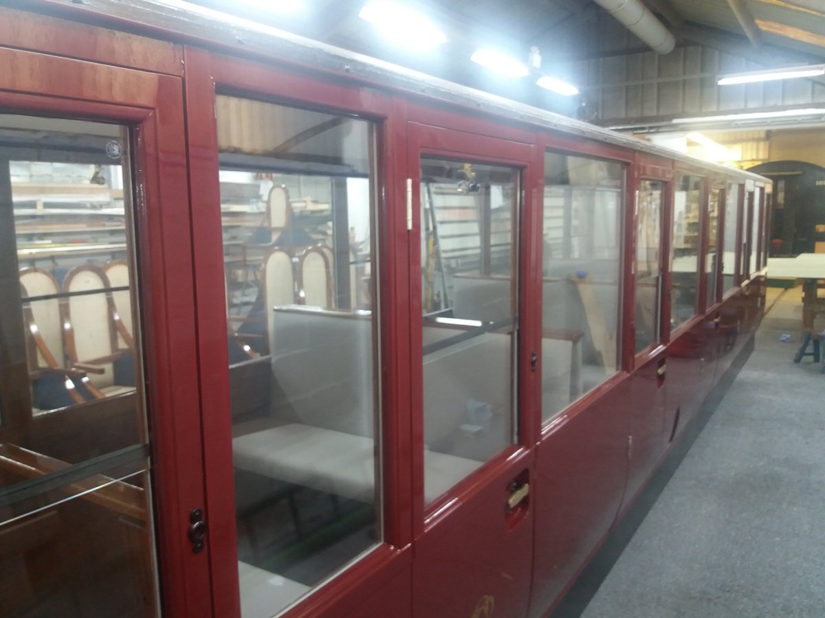 PeterHensman1's tweet photo. Visited Ffestiniog today #festrail to see the very smart new standard class carriage built for Laal Ratty #ravenglassrailway . A new standard of comfort for visitors. https://t.co/sh4yMZXpLy
