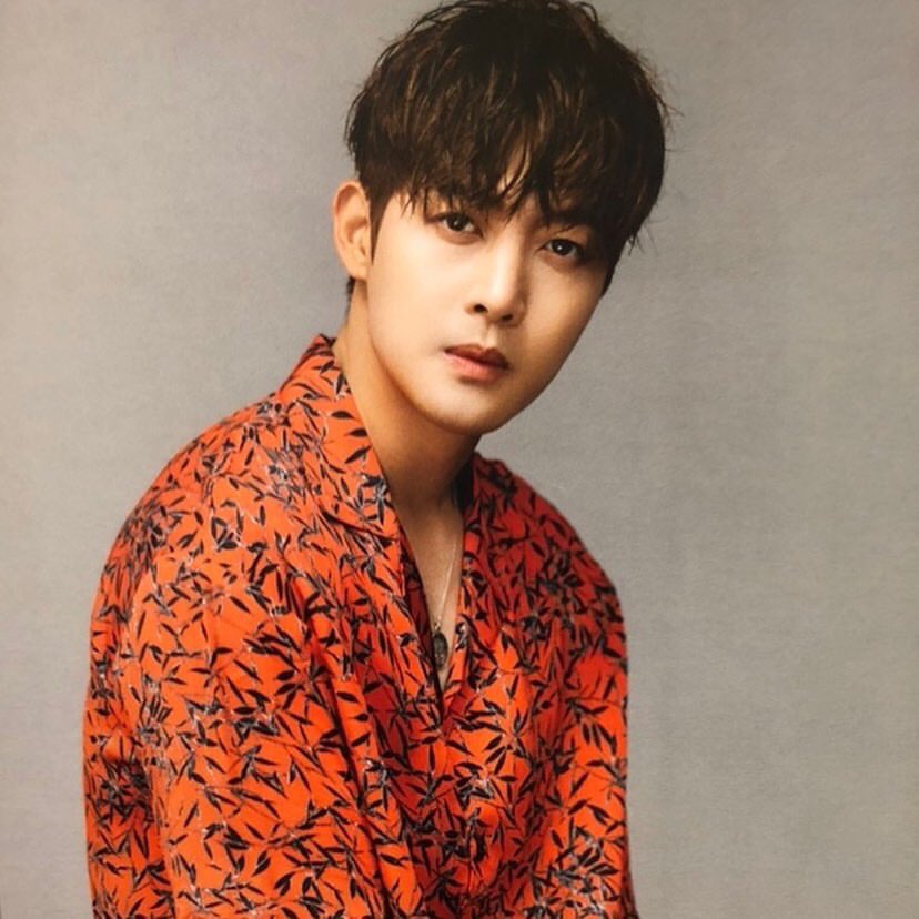 norletiCV's tweet photo. Ahí vengo otra vez a romper los cocos.. pero es que a poco no es el chico más hermoso del universo?
#KimHyunJoong https://t.co/1qAjLJdnWI