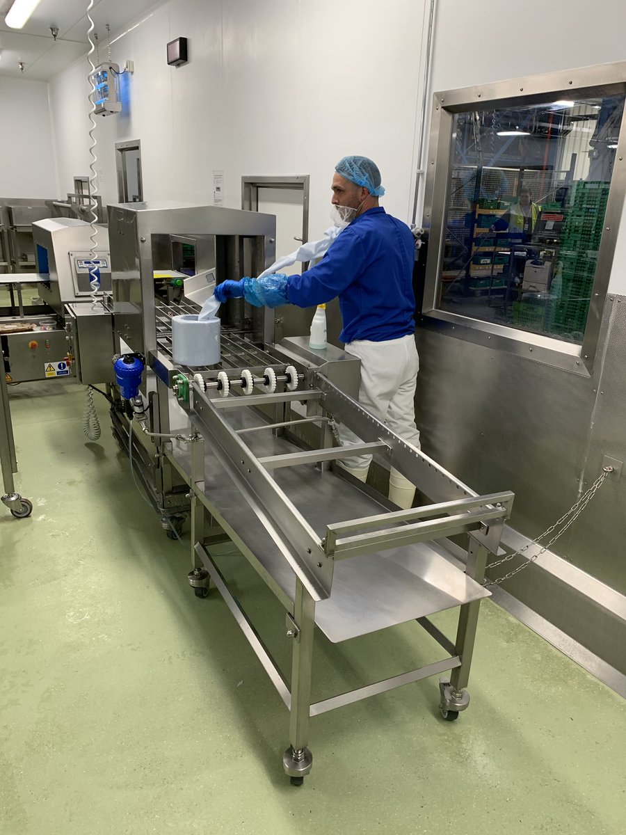 JamesH_servest's tweet photo. Some of the Specialist cleaning team keeping high standards in the MSC  @DL_Walker @Servest_UK @Elliot_Hedger https://t.co/0hq2GWTFpR