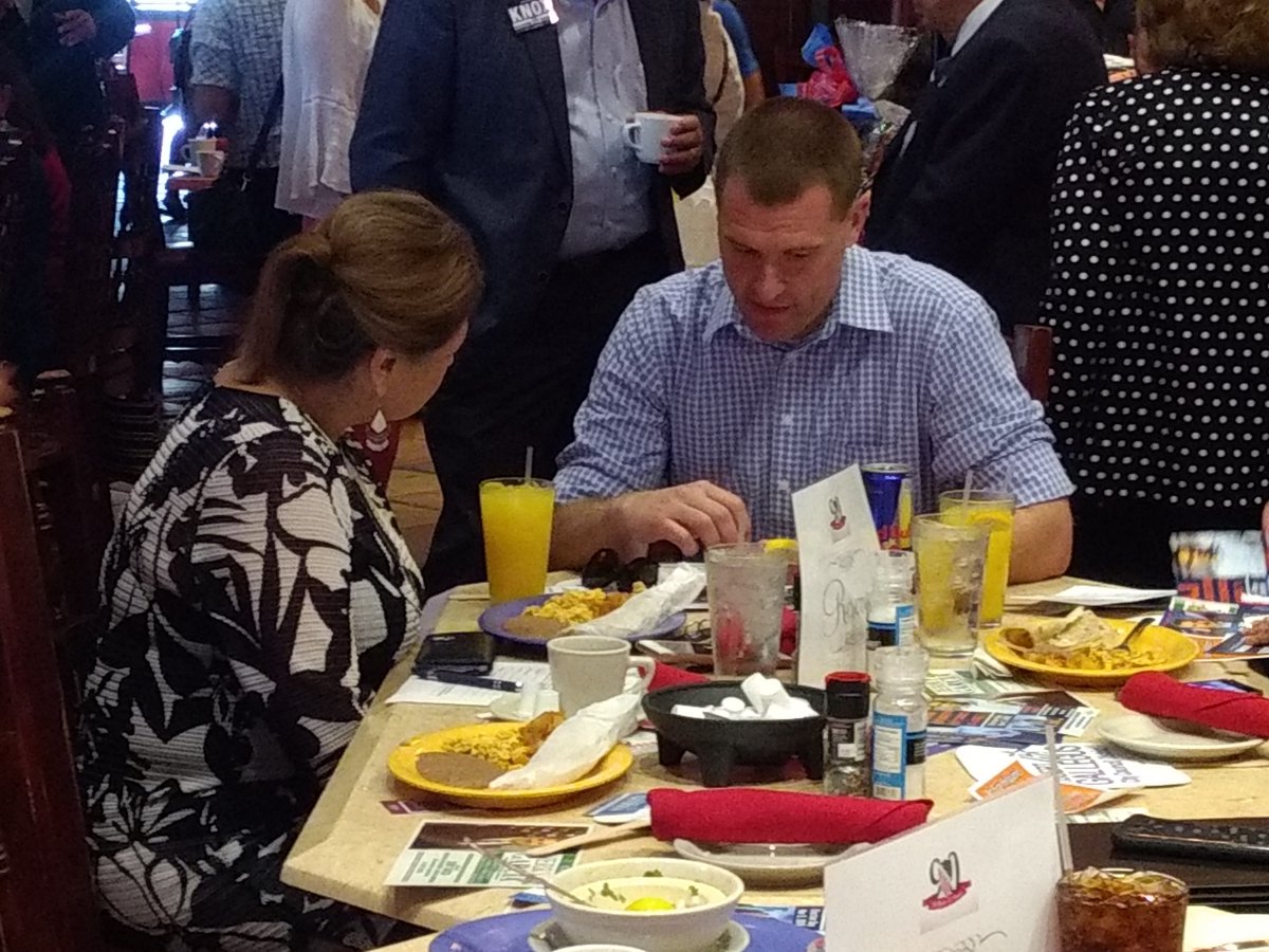 samforhouston's tweet photo. Over the weekend, Sam was able to chat with the amazing folks at LULAC Greater Houston Council #4967! It was a great day of conversation and discussions, thanks for allowing us to be part of it. 🙂#SamForHouston #lulac #Houston #CityCouncil @TXLULAC https://t.co/p8sduz3kg0