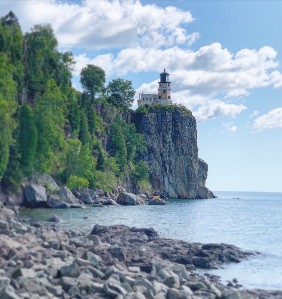 cathlong11's tweet photo. #lighthouse https://t.co/Y6RzJCuj8Z