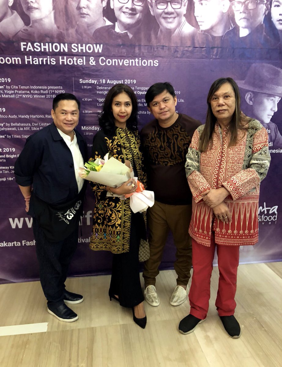 rikannya's tweet photo. JFFF with these good friends of mine, the amazing Indonesian Designers (Defrico Audy, Handy Hartono and Rudy Chandra) https://t.co/OMmhWGXYir