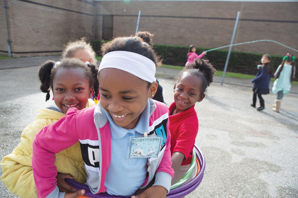 AmericasPromise's tweet photo. A3.2: Research shows that young people who have stronger social, emotional, and cognitive skills are more likely to have better mental and physical health. #NationAtHope #SEHealthChat #HowLearningHappens https://t.co/09cpWQp9S8 https://t.co/gvoUL3jo0B