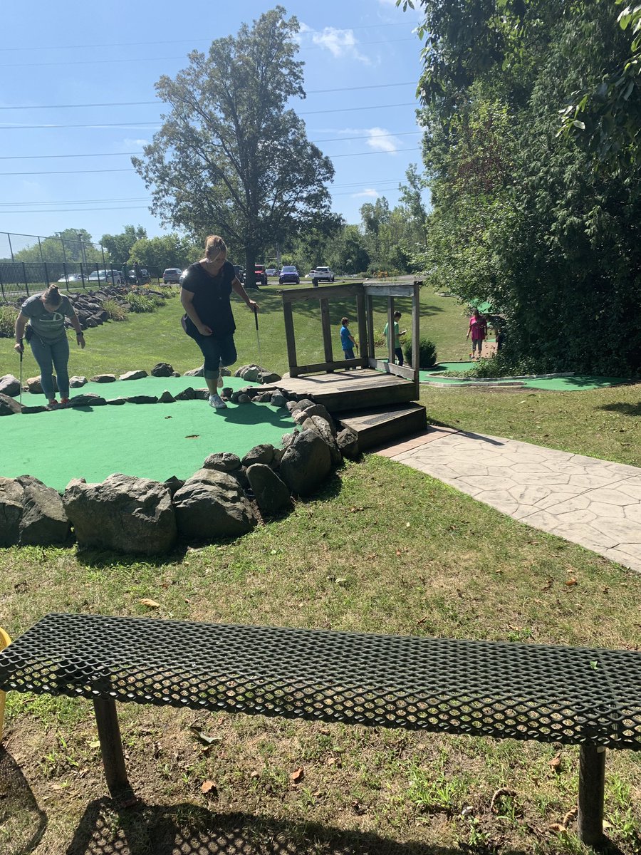 BallaAtHD's tweet photo. Great DH Team Building afternoon with everyone! Putt-putt and BBQ! #WorkHardPlayHard #Store2743 @AdamSee107792 @Babyruth223 @LindaSpears57 @LakeThd @LakeOrionTHD @2743Met @MsKGoober33 @XKerrigan https://t.co/dgNKpEdYjJ
