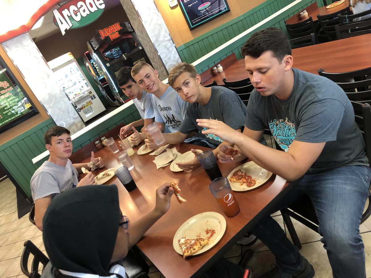 Northmen_Orch's tweet photo. Pit stop on our elementary tour today! 🍕 https://t.co/BDsq839j7Y
