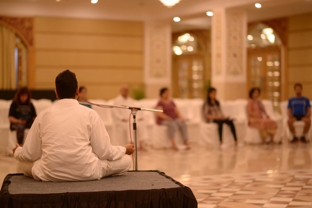 Future50Schools's tweet photo. "The most beautiful moments in life are moments when you are expressing your joy, not when you are seeking it." Sadhguru Jaggi Vasudev

We thank Isha Foundation for their Upa Yoga Session. Our school leaders absolutely loved it. 

#ASLS2019 #FFS2019 #IAmFuture50 https://t.co/vWyK9pH19l