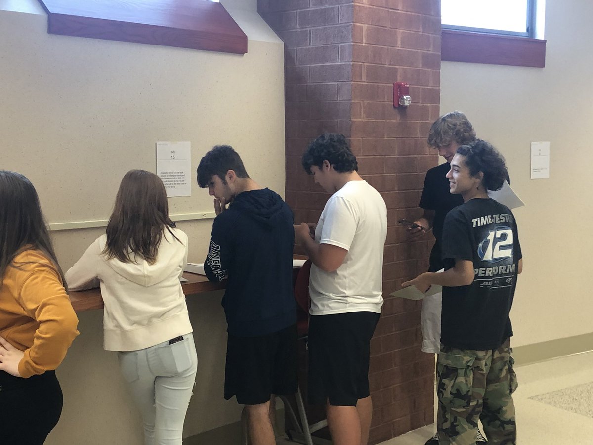 QuakersLearn's tweet photo. Geometry students are busy with a “trail run” today reviewing the Tools of Geometry. A great way for students to build skills with collaboration and communication. #InnovationAtPHS https://t.co/2zKhTVeWZe