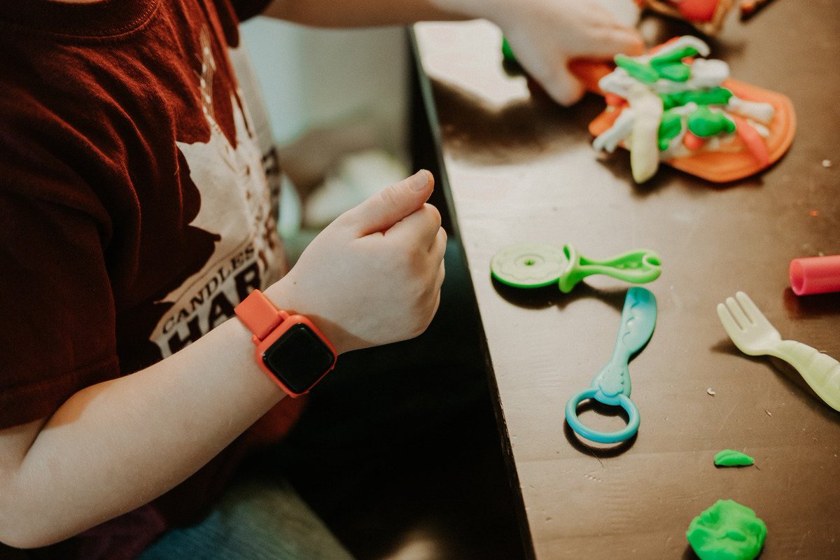 JOYfamilytech's tweet photo. Unstructured play time is an important part of child's daily routine.
⠀⠀⠀⠀⠀⠀⠀⠀⠀⠀⠀⠀⠀⠀⠀⠀⠀⠀⠀⠀⠀
#OctopusWatchMotionEdition #iconbasedwatch #visualscheduling #hax #kid #familytech #wearable #watch #OctopusWatch #parenting #parentinghacks #dressedforsuccess https://t.co/sfhA1VmX2e