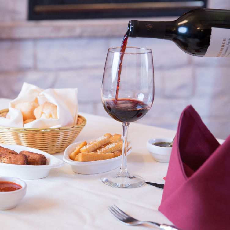 BoiNaBraza's tweet photo. Ready. Set. Merlot. (or Cabernet, Malbec, or Pinot Noir) It’s #winewednesday and we’ve got special dinner prix-fixe Dinner pricing for #DFWRestaurantWeek. 

Reserve now at https://t.co/VwmPz0hvfW https://t.co/0yBDpZ271R