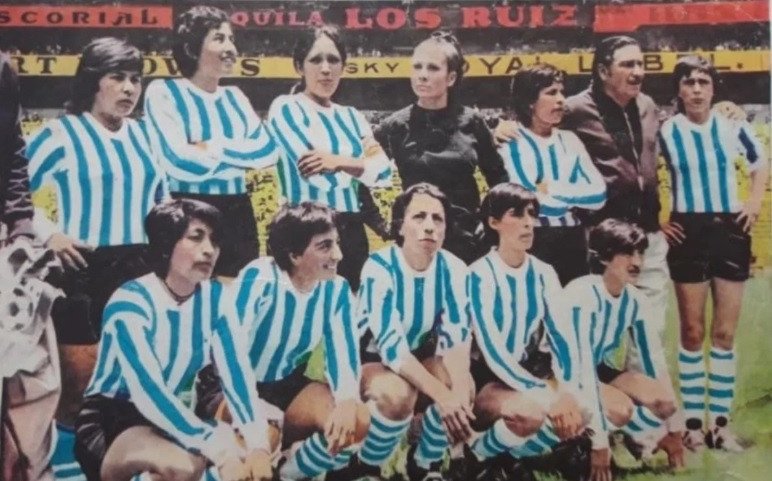 Hace 50 años no imaginábamos todo lo que podían lograr. Pero hoy la historia es diferente.
Por un presente y futuro con igualdad de condiciones.

#DiaDeLasFutbolistas
Por y Para Racing