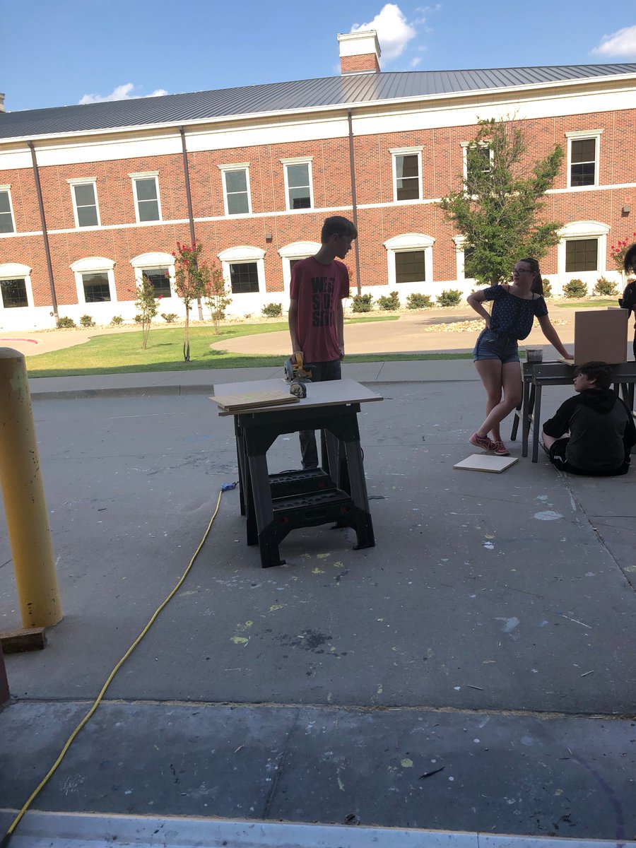 ihshouse's tweet photo. If you're CURIOUS about how amazing our #IHScurious techies are, then be sure to come to see the show Sept. 26-28! https://t.co/f5GuPn9xjL