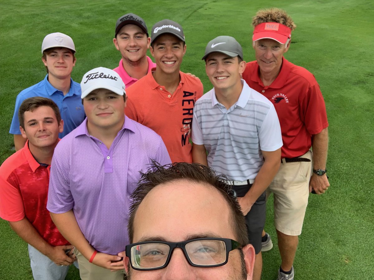 svskyhawkgolf's tweet photo. Squad. ⁦ https://t.co/uD6ZCp3sh6