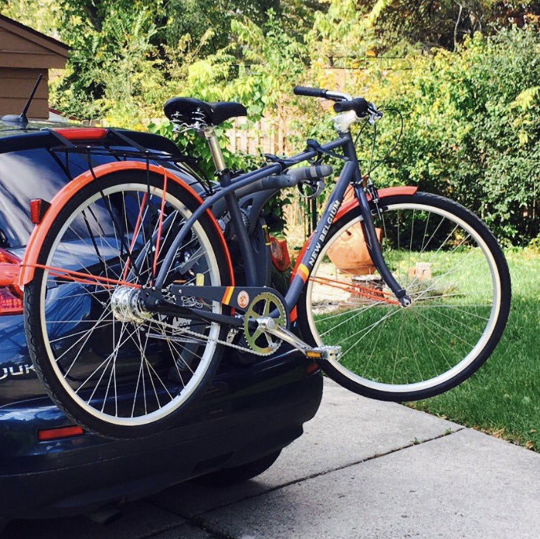 DenverVictoria's tweet photo. @foundersbrewing @newbelgium #FatTire #craftbeer #FanGirl #DetroitBikes https://t.co/wsAFSEMGIH