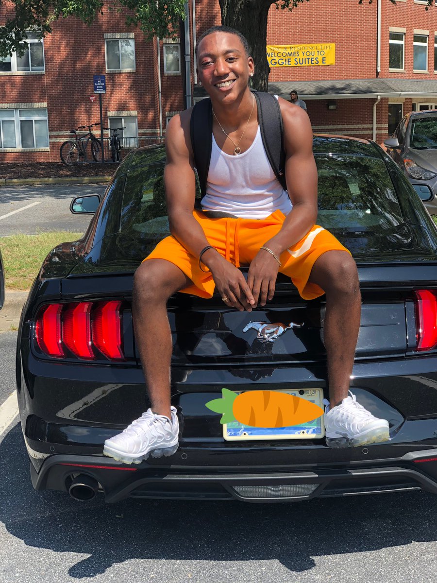Snupe02's tweet photo. Student of the game I’m just ahead of my class☄️ #SophomoreSzn #FDOC https://t.co/Ne4AmMSVFn